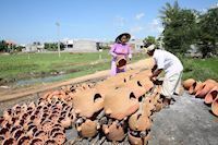 NGHỆ THUẬT LÀM GỐM CỦA NGƯỜI CHĂM